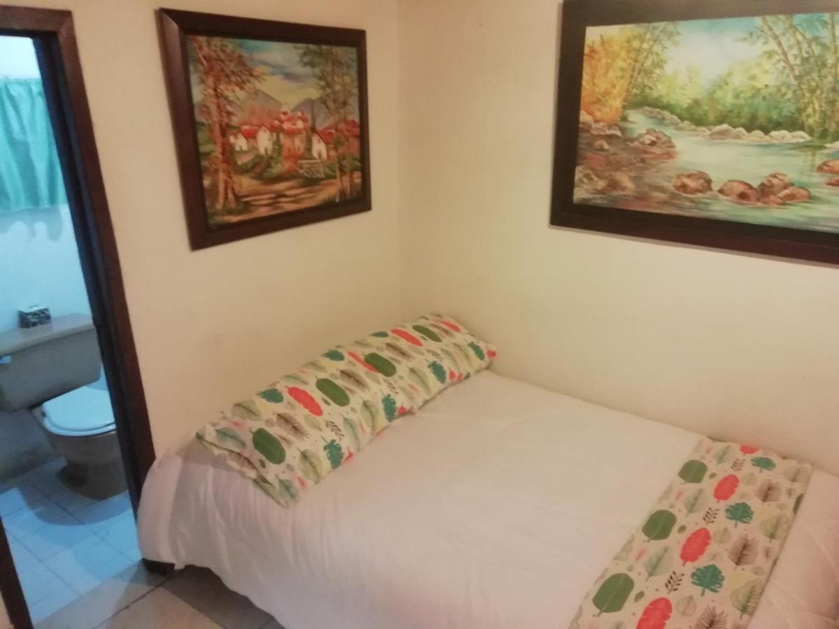 Hostal Caminos De Suesca Hotel Ngoại thất bức ảnh